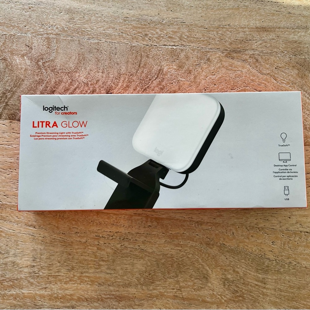 BRAND NEW Logitech Litra Glow video streaming light